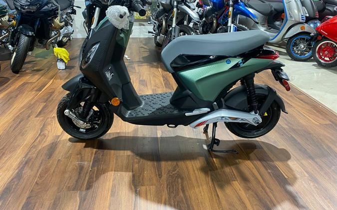 2023 Piaggio 1 Active