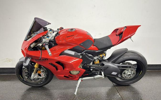2024 Ducati Panigale V4 S Red
