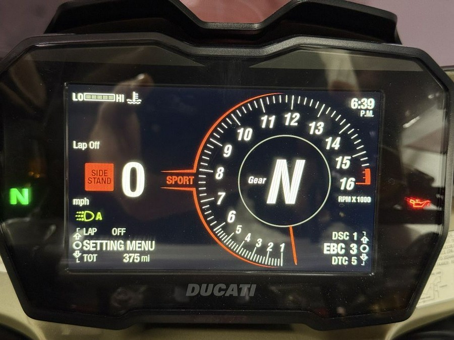 2024 Ducati Panigale V4 S Red