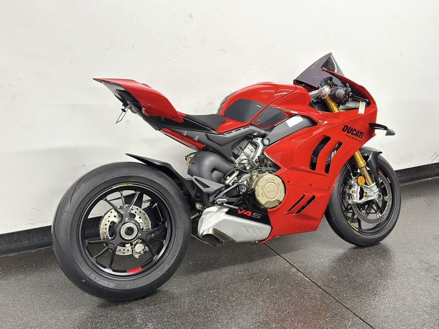 2024 Ducati Panigale V4 S Red