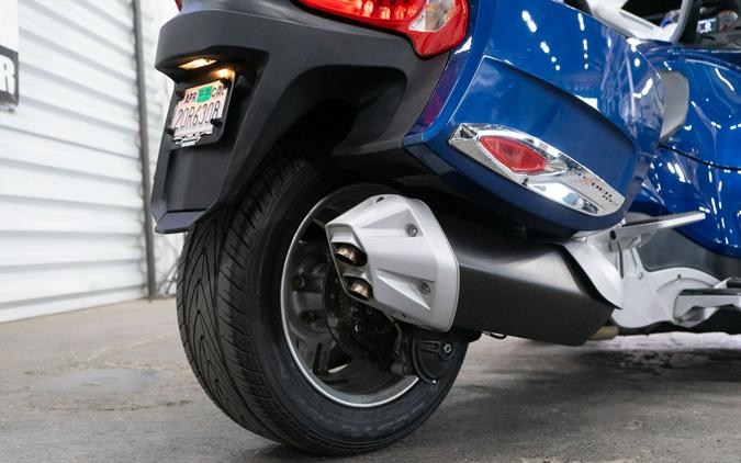 2011 Can-Am Spyder® RT Audio & Convenience SE5
