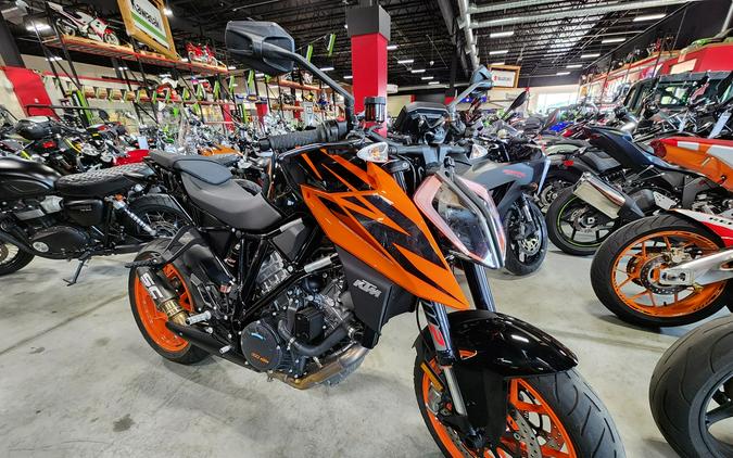 2019 KTM 1290 SUPER DUKE R