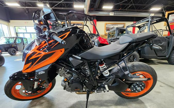 2019 KTM 1290 SUPER DUKE R