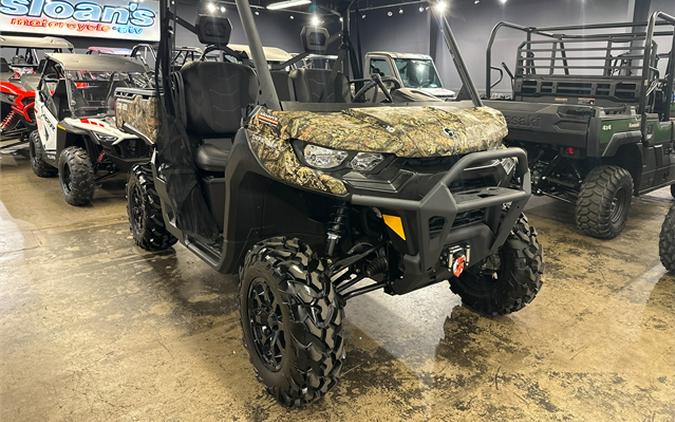 2023 Can-Am Defender XT HD10