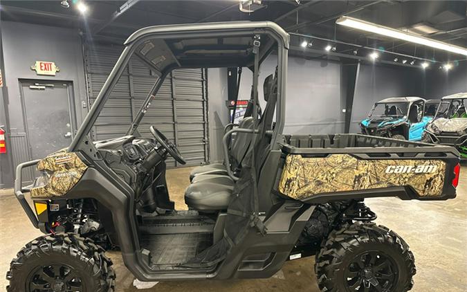 2023 Can-Am Defender XT HD10