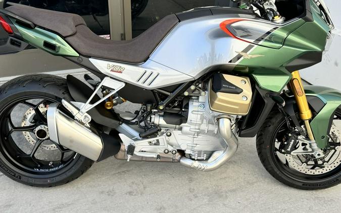 2024 Moto Guzzi V100 Mandello S