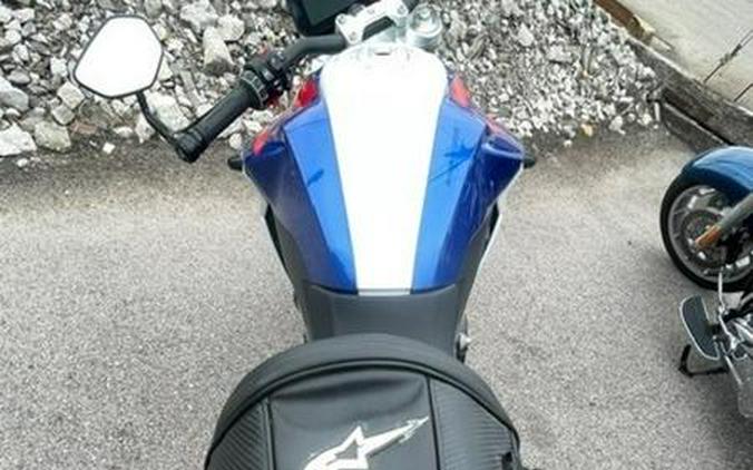 2025 BMW F 900 R Sport