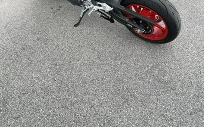 2025 BMW F 900 R Sport