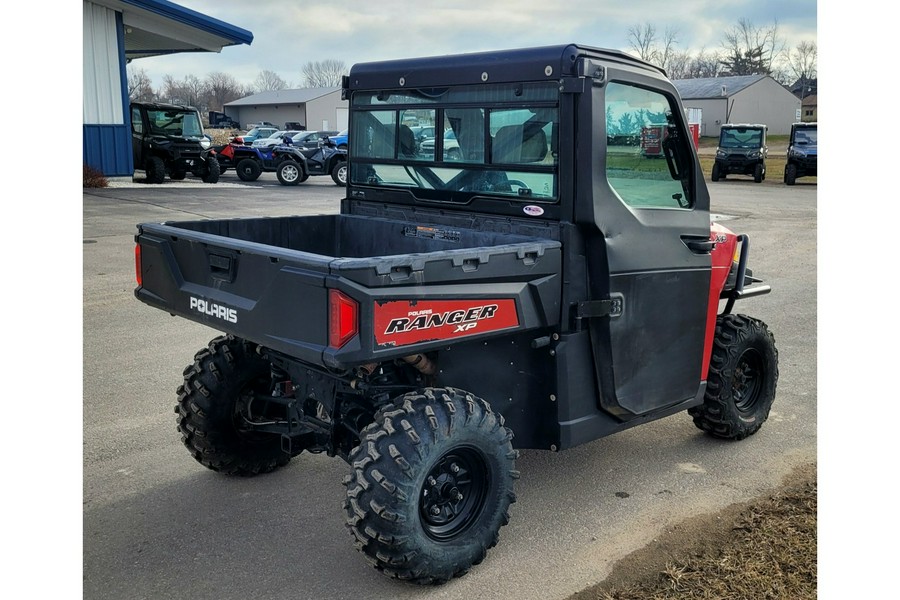 2017 Polaris Industries RANGER XP® 900 EPS Solar Red