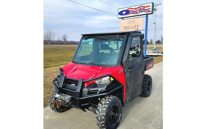 2017 Polaris Industries RANGER XP® 900 EPS Solar Red