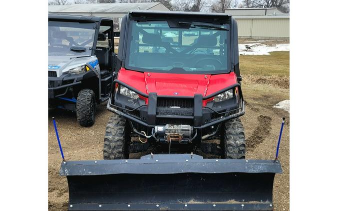 2017 Polaris Industries RANGER XP® 900 EPS Solar Red