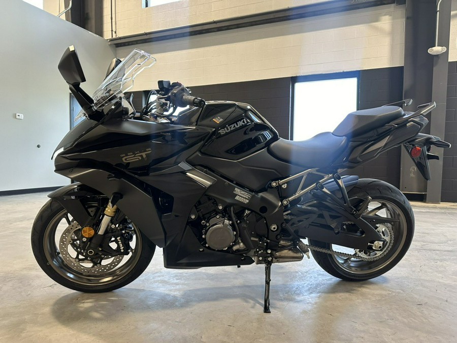 2024 Suzuki GSX-S1000GT+