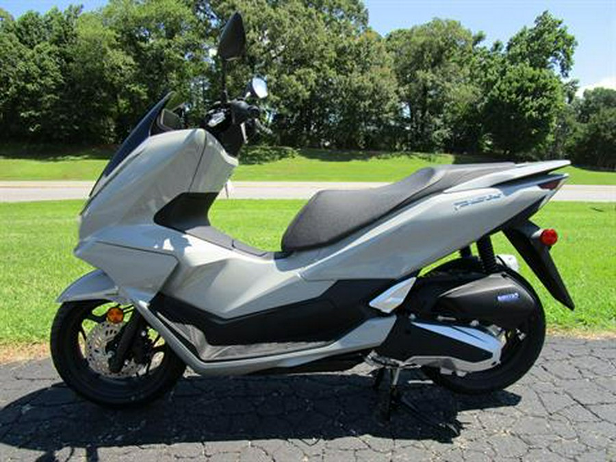 2025 Honda PCX