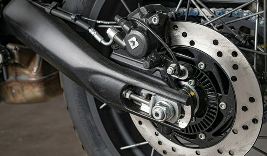 2026 Triumph Scrambler 400 XC