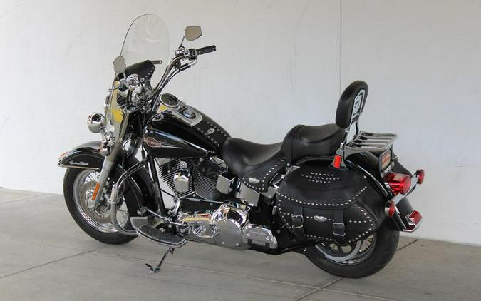 2005 Harley-Davidson® FLSTC - Heritage Softail® Classic