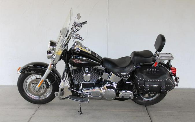 2005 Harley-Davidson® FLSTC - Heritage Softail® Classic