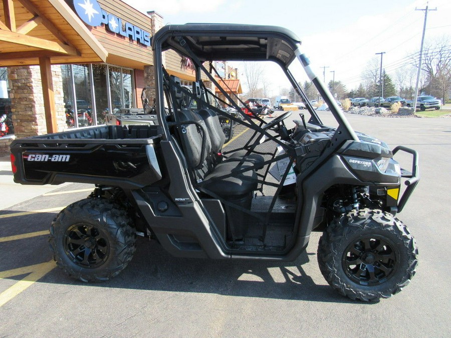 2024 Can-Am® Defender XT HD9