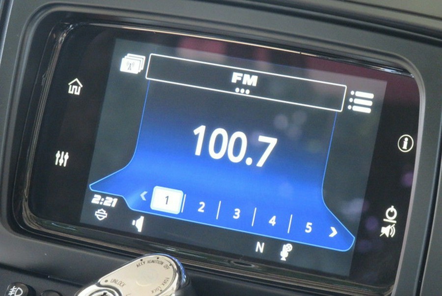 2022 Harley-Davidson FLHTCUTG - Tri Glide Ultra