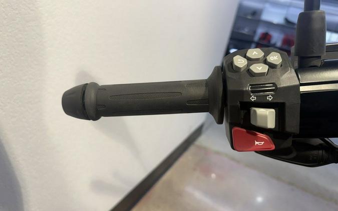 2024 BMW CE 02 Cosmic black 2