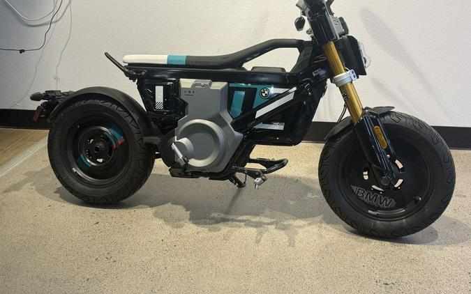 2024 BMW CE 02 Cosmic black 2