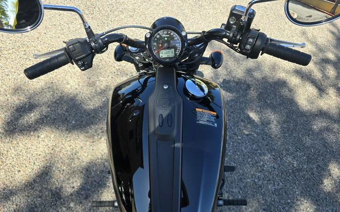 2025 Indian Scout Sixty Bobber Black Metallic