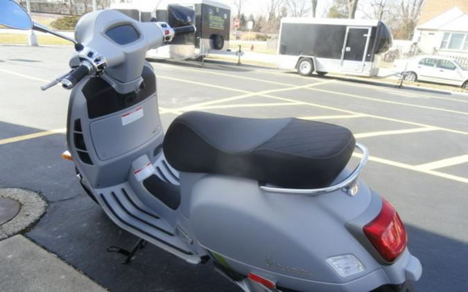 2024 Vespa GTS Super 300 Tech