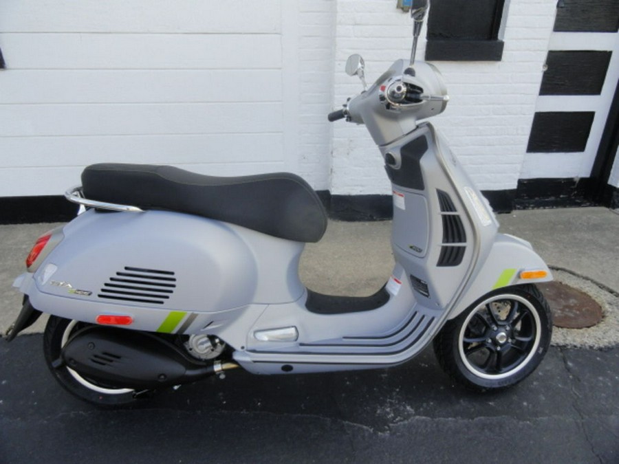 2023 Vespa GTS Super 300 Tech