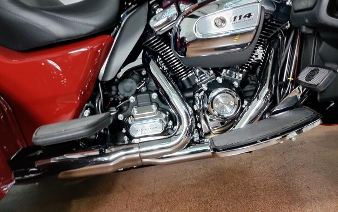 2024 Harley-Davidson Tri Glide Ultra Red Rock / Vivid Black