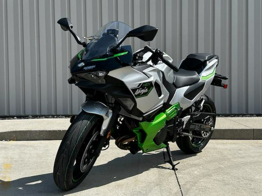 2024 Kawasaki Ninja® 7 Hybrid ABS