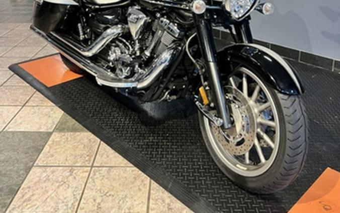 2010 Yamaha #XV19DLX