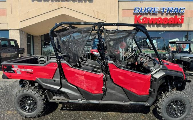 2025 Honda® Pioneer 1000-6 Deluxe Crew