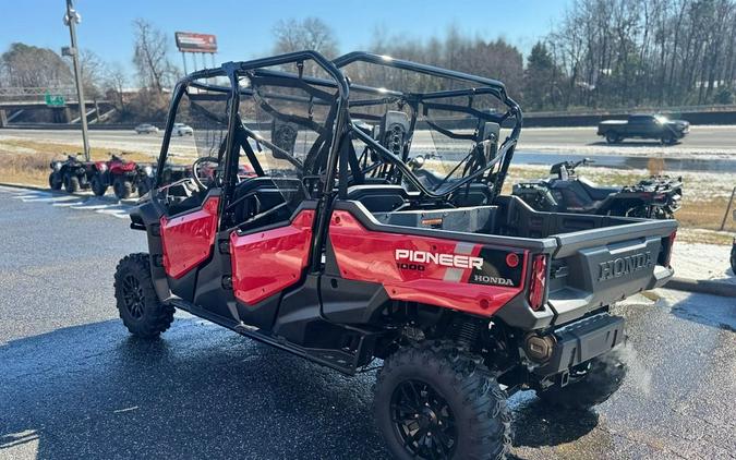2025 Honda® Pioneer 1000-6 Deluxe Crew