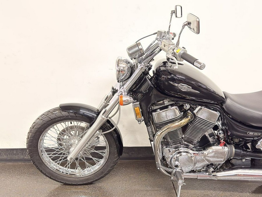 2005 Suzuki Boulevard S83