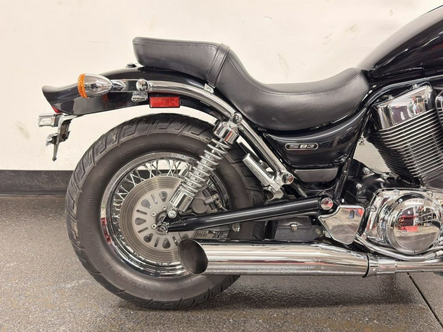 2005 Suzuki Boulevard S83