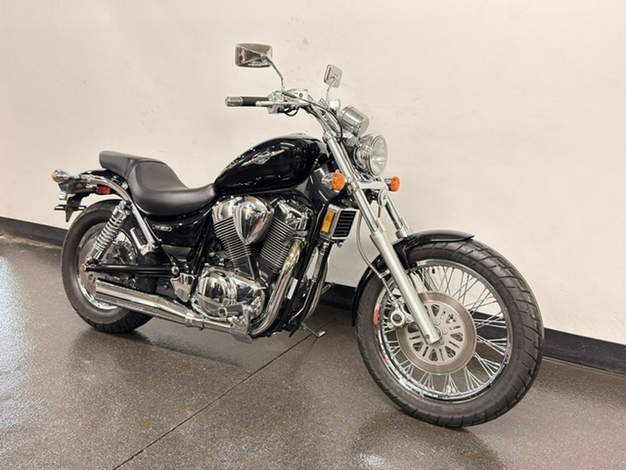 2005 Suzuki Boulevard S83