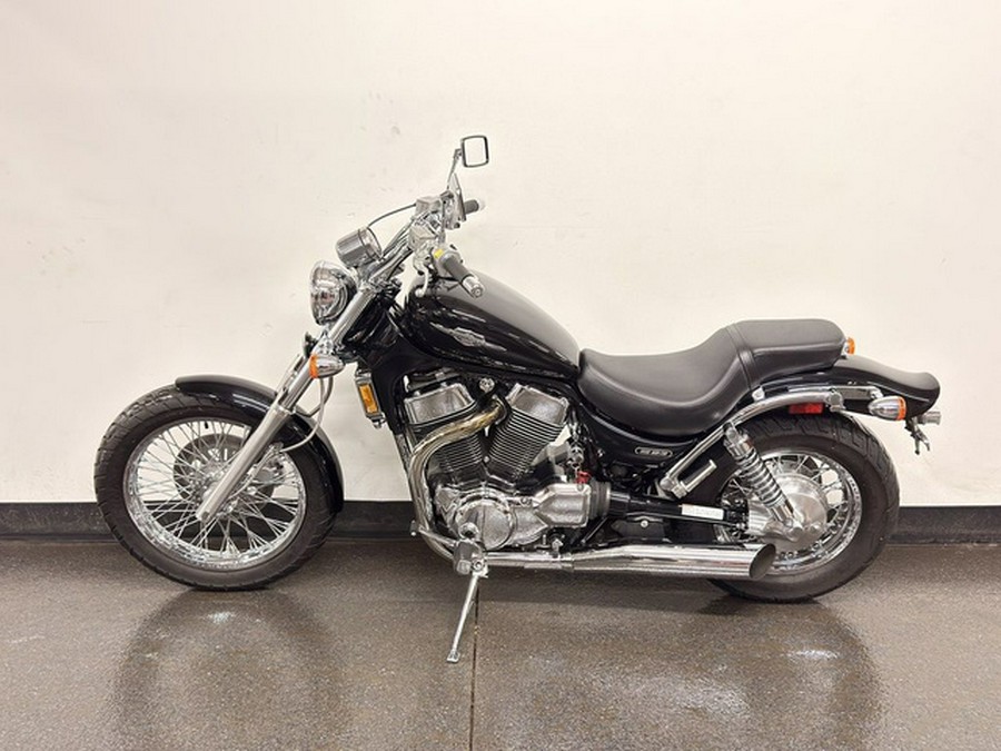 2005 Suzuki Boulevard S83