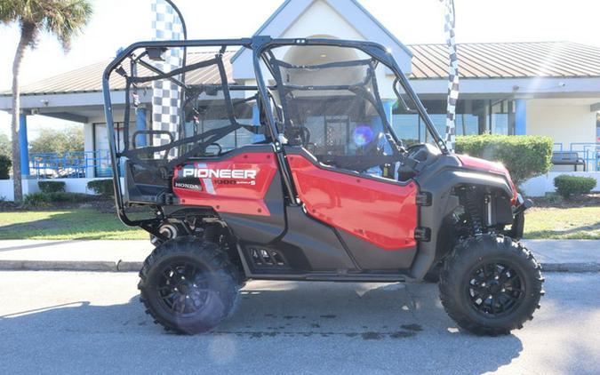2025 Honda Pioneer 1000-5 Deluxe