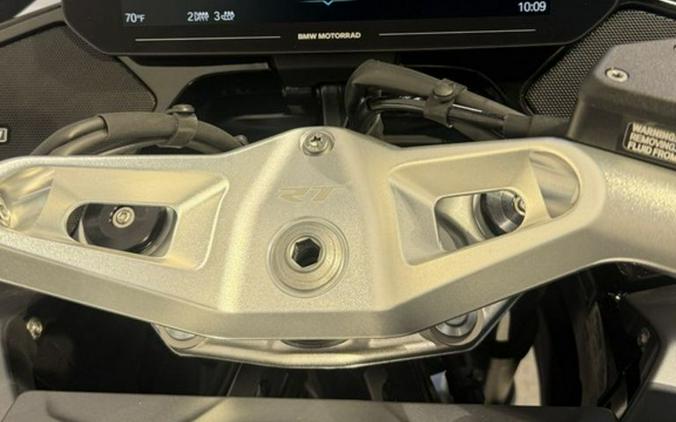 2026 BMW R 1300 RT Triple Black