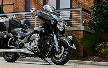 2025 ROADMASTER, HEAVY METAL/BLACK METALLIC, 49S Base - Indian Motorcycle