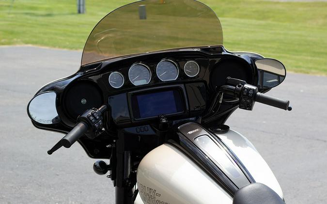 FLHXST 2023 Street Glide® ST
