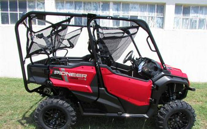 2024 Honda Pioneer 1000-5 Deluxe