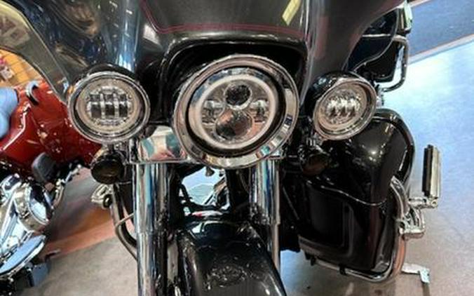 2008 Harley-Davidson® FLHTCU - Ultra Classic® Electra Glide®