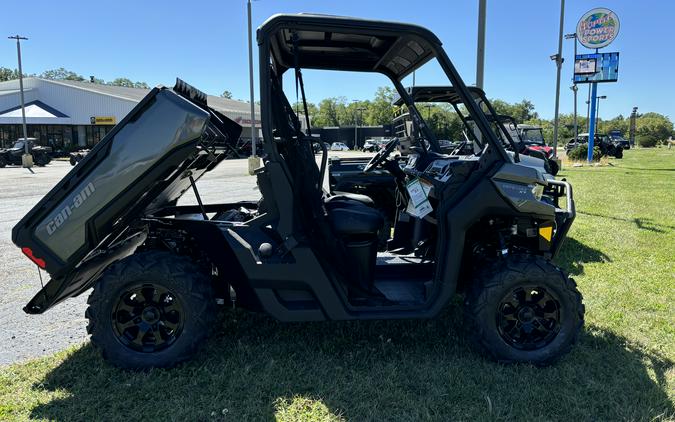 2024 Can-Am™ Defender XT HD7