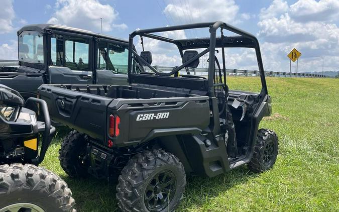 2024 Can-Am® Defender DPS HD9 Timeless Black