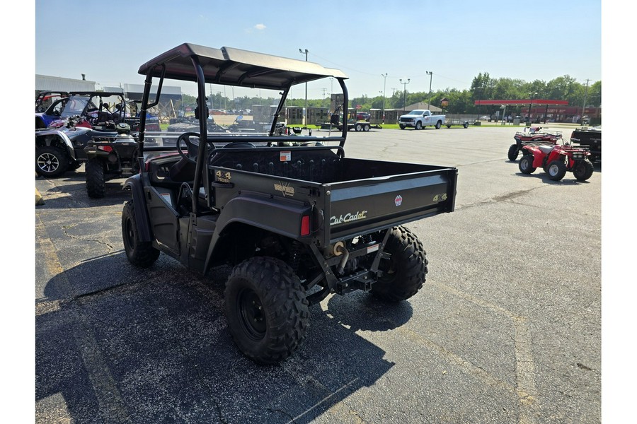 2014 Cub Cadet Volunteer™ 4x4EFI