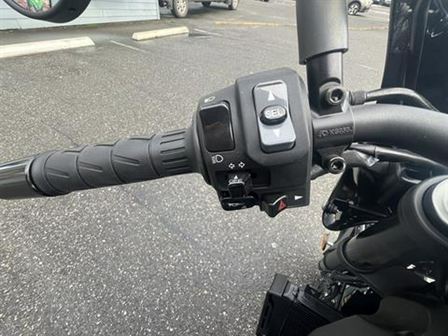 2025 Kawasaki Z900RS Cafe ABS