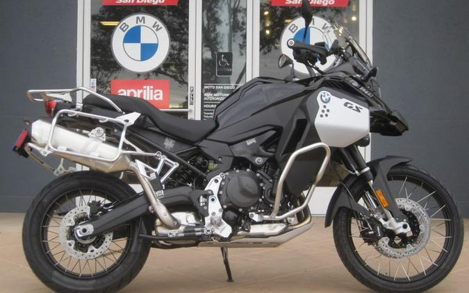2026 BMW F 900 GS Adventure