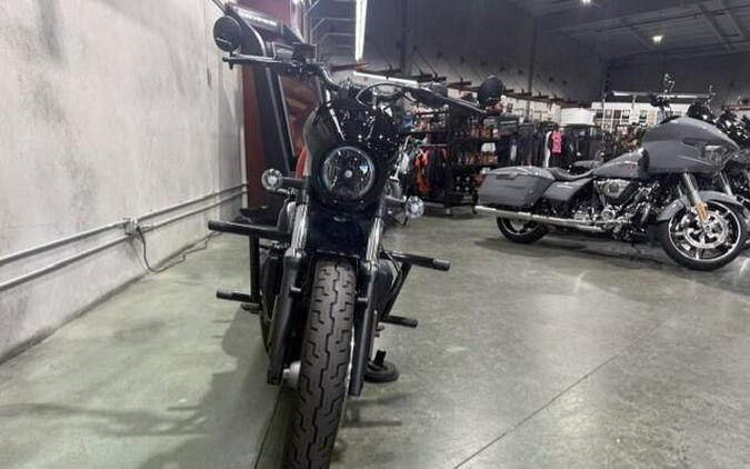 RH975S 2026 Nightster Special®