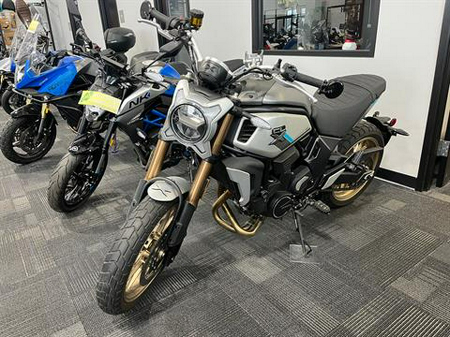 2022 CFMOTO 700CL-X