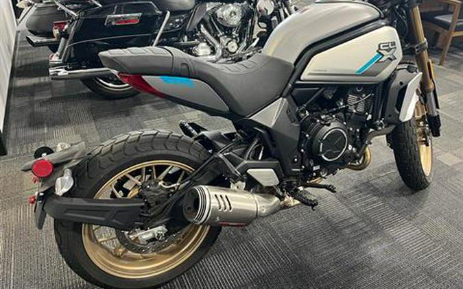 2022 CFMOTO 700CL-X